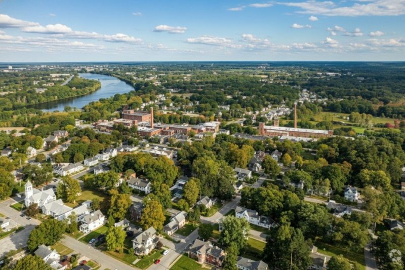 Best Siding Installation pros in Chicopee, MA